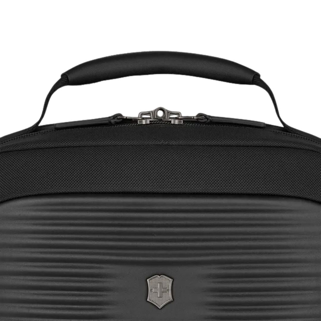 Victorinox Mythic Deluxe