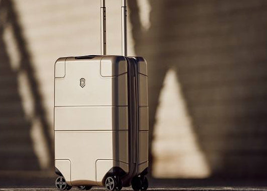 Mellanstora resväskor