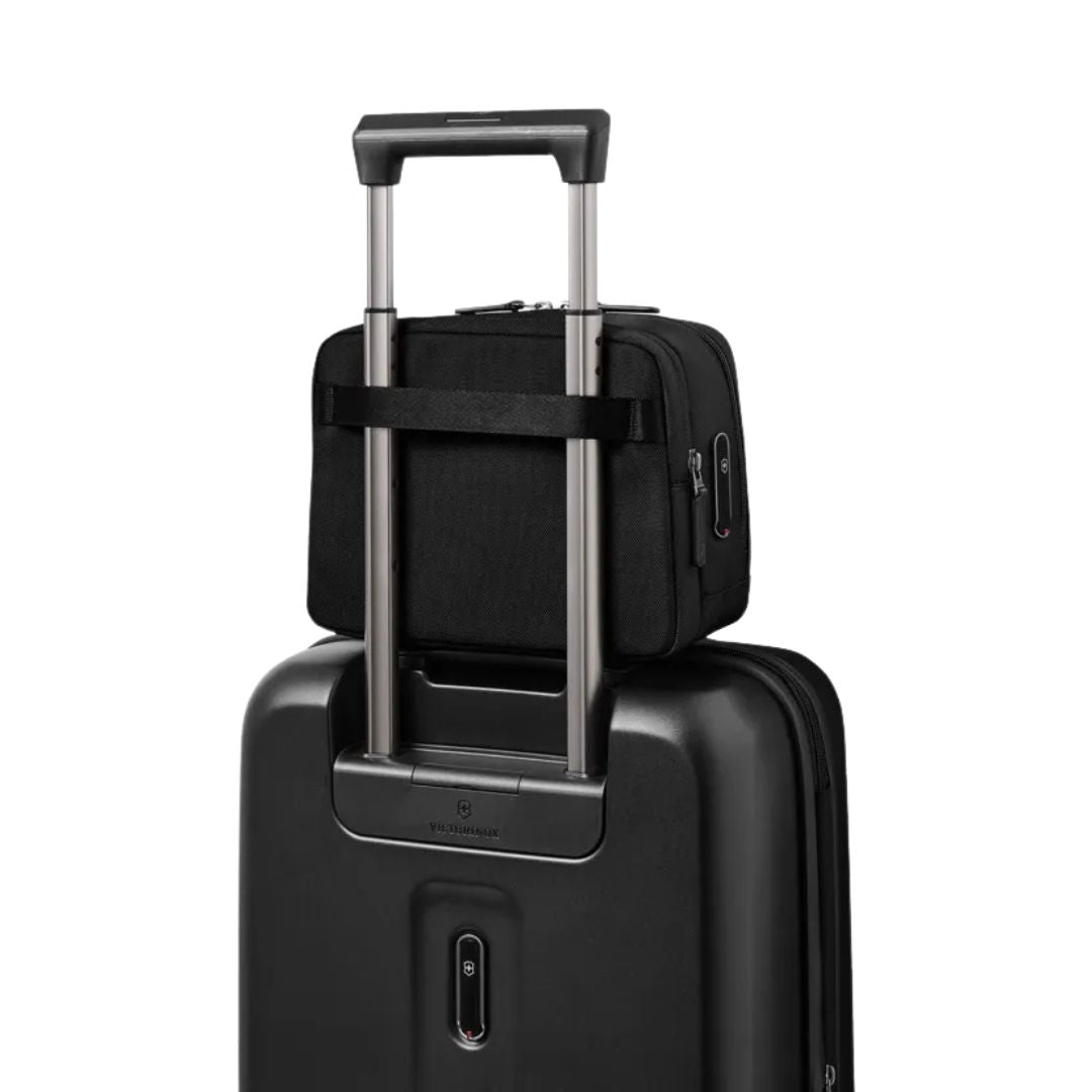 Victorinox Mythic