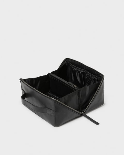 Svart