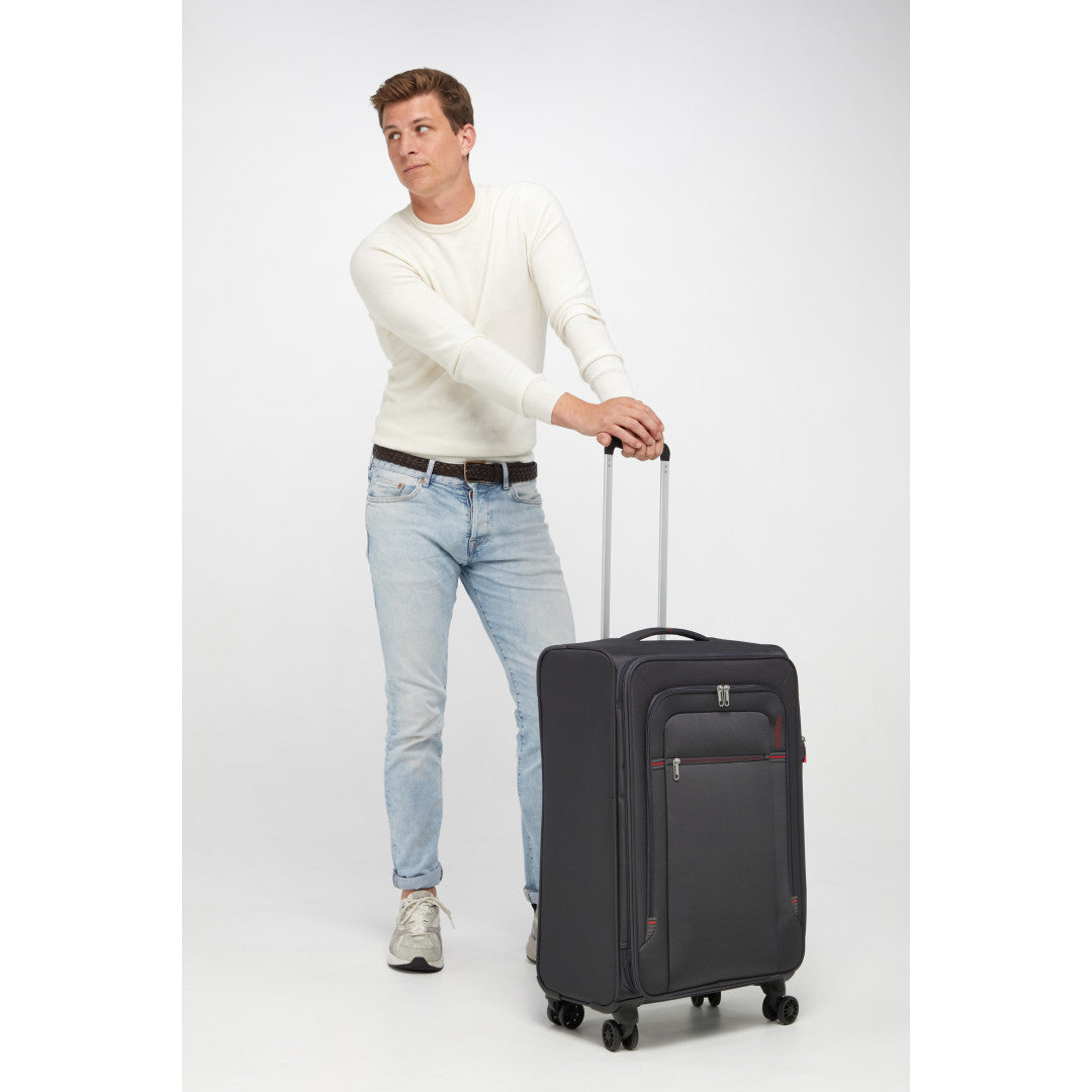 American Tourister Crosstrack Spinner