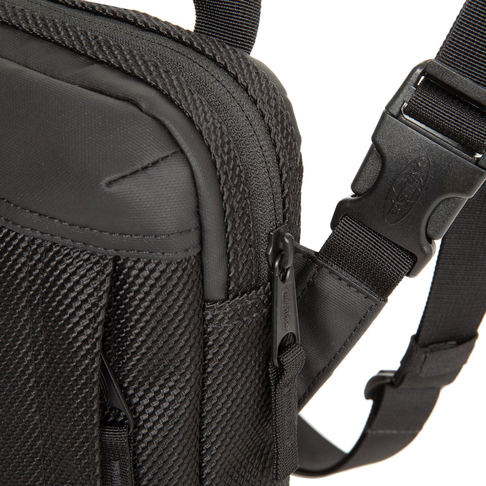 Eastpak The One Cnnct