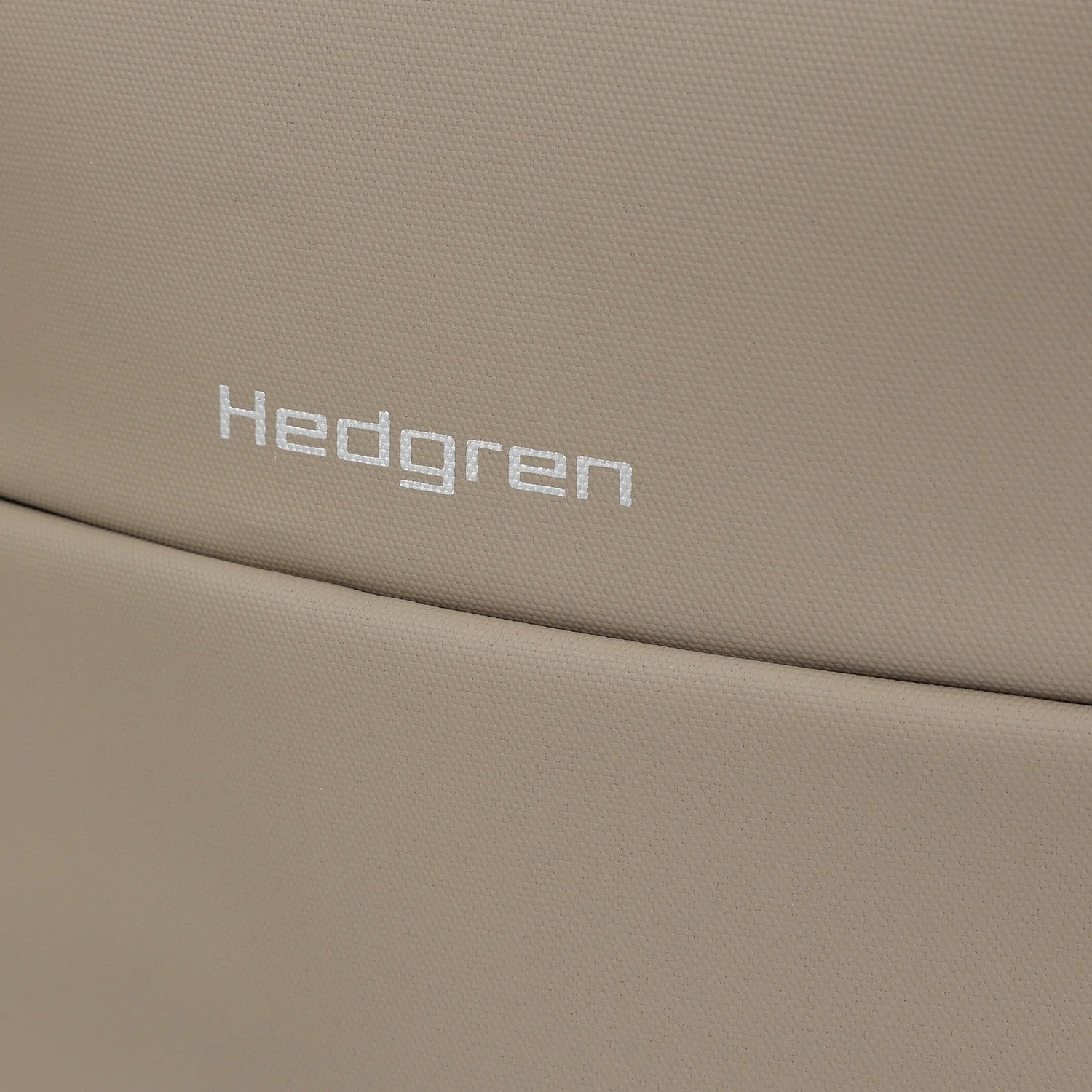 Hedgren Suburbanite