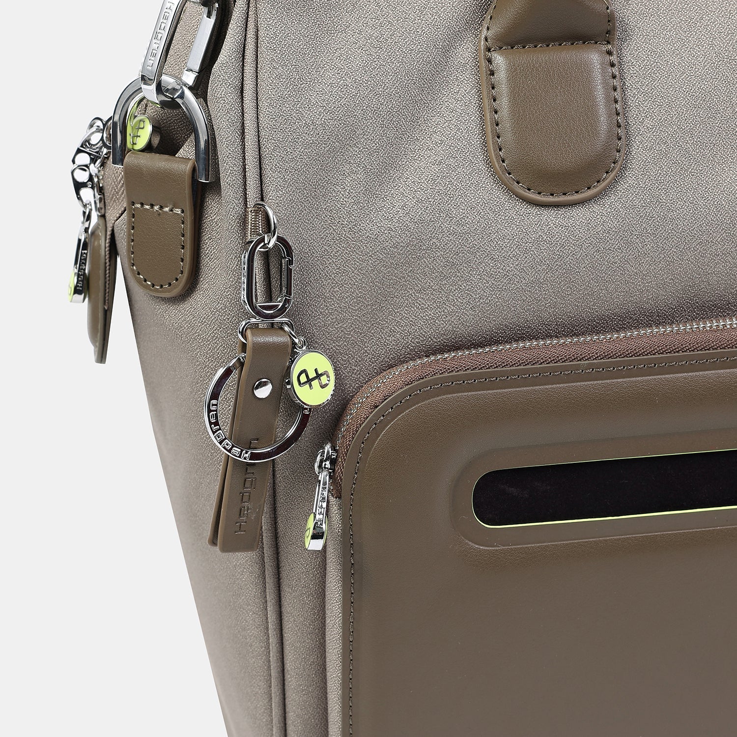 Taupe