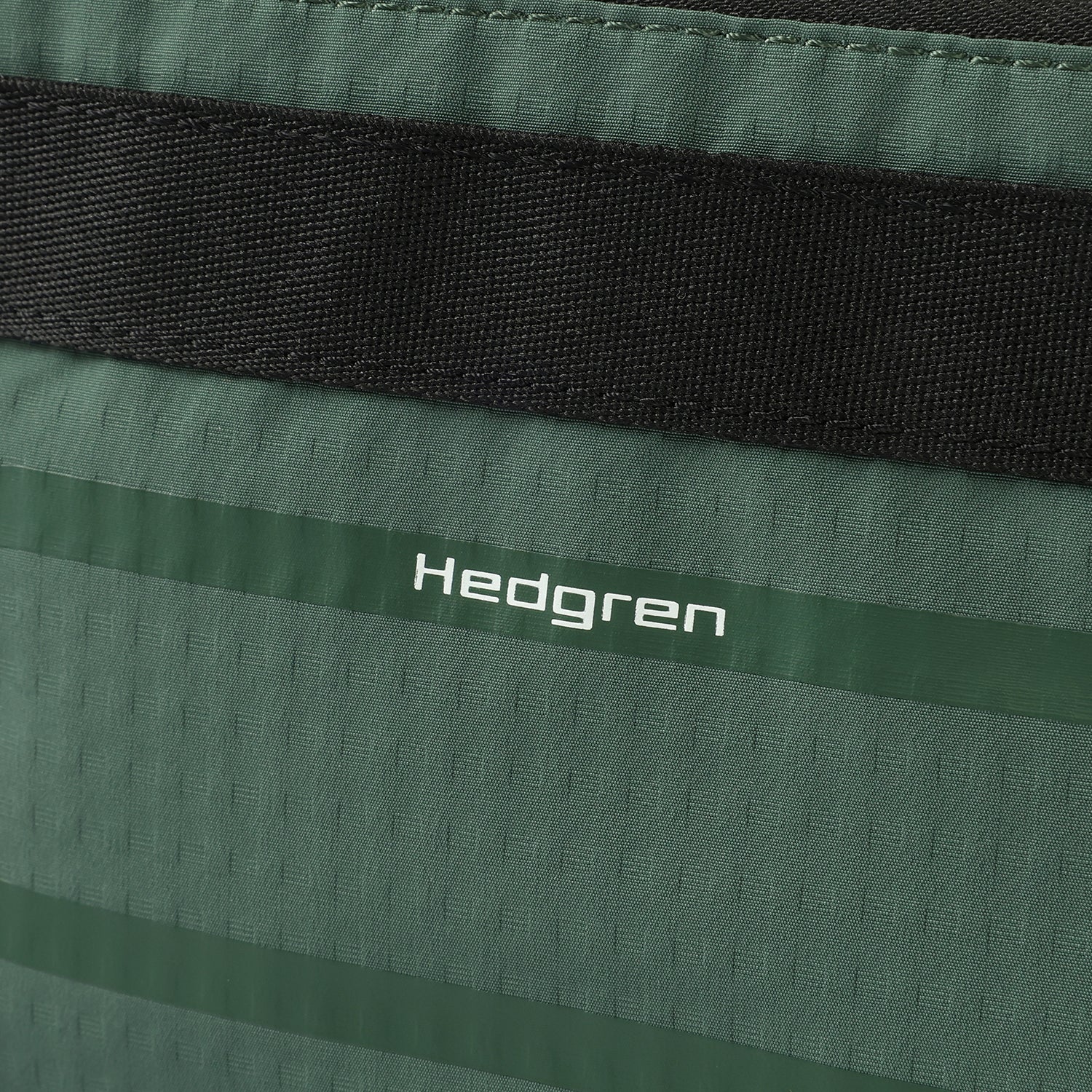Mörkgrön