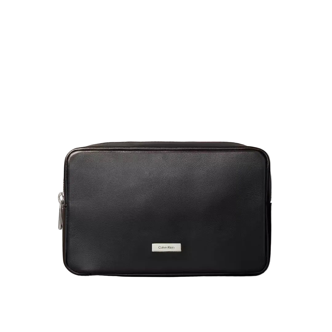 Calvin Klein Plaque Dopp Kit