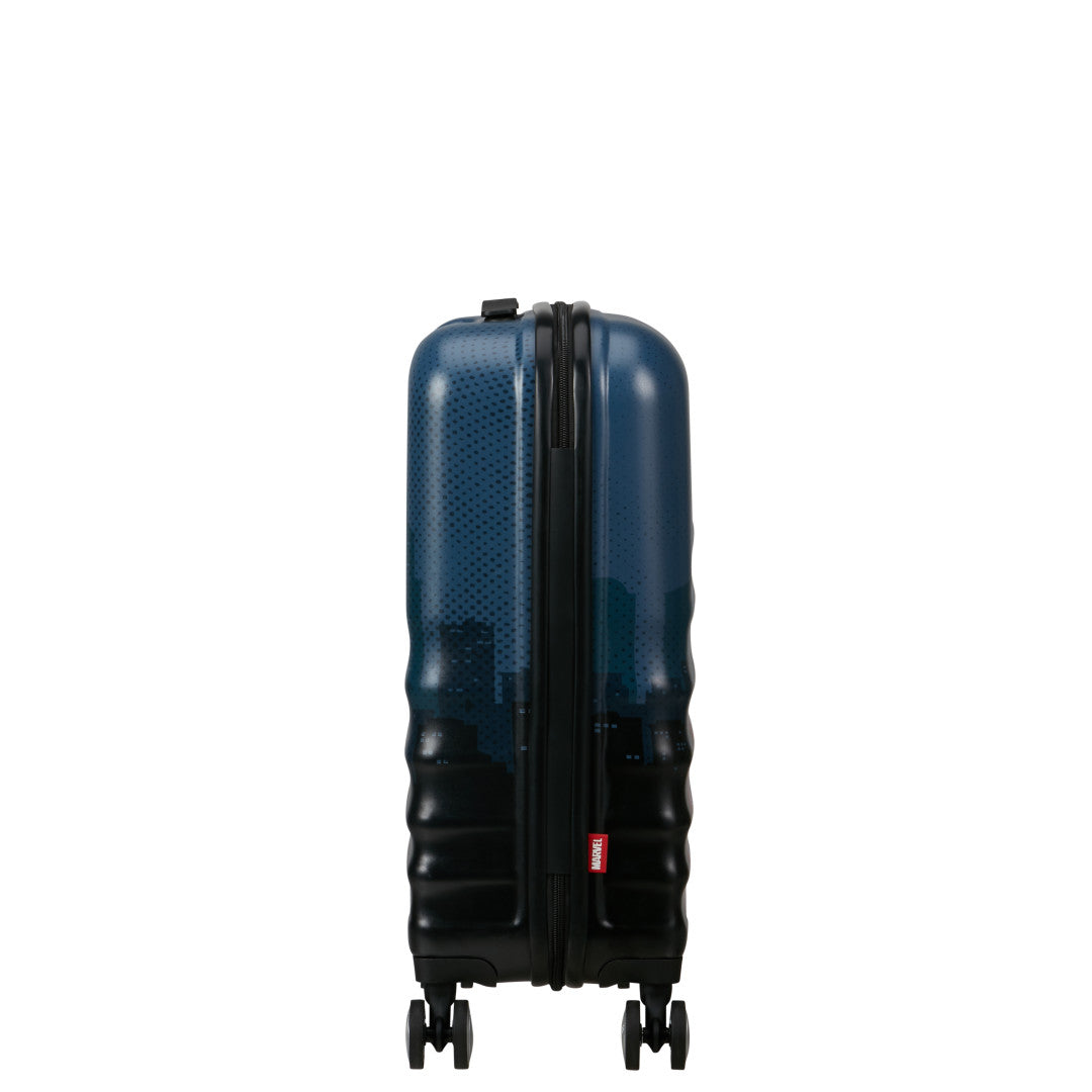 American Tourister Wavebreaker Marvel