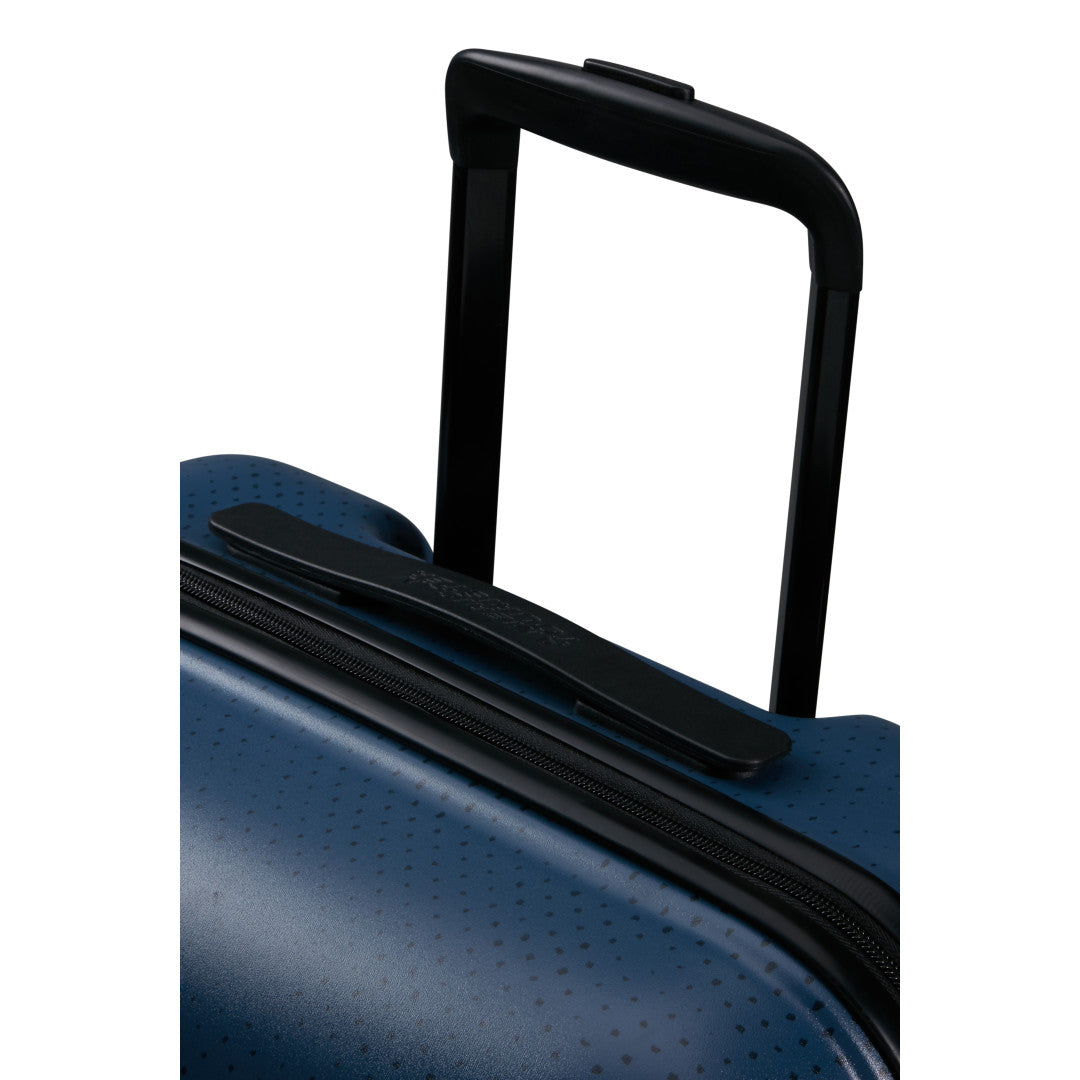 American Tourister Wavebreaker Marvel