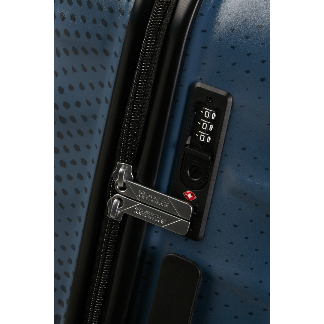 American Tourister Wavebreaker Marvel