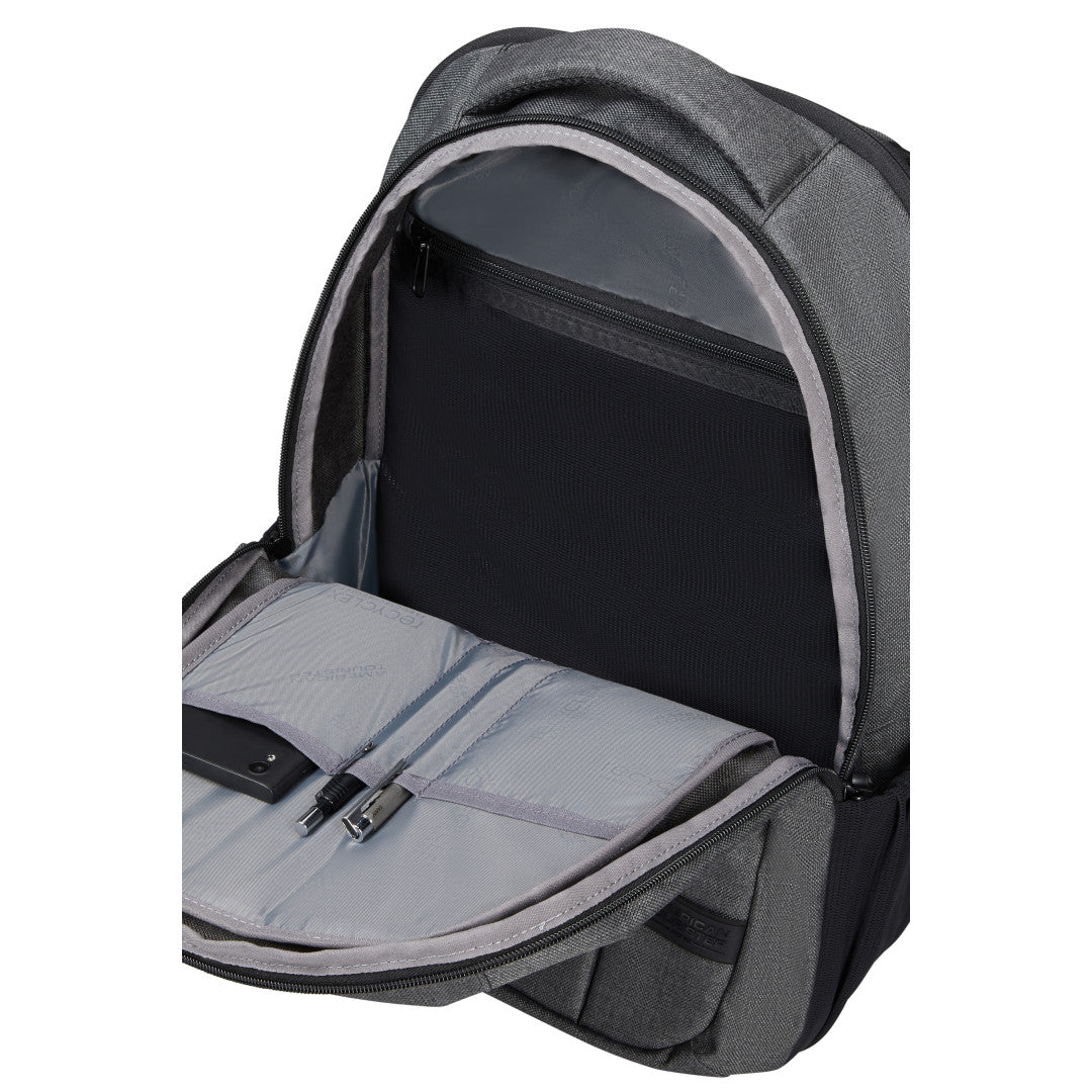 American Tourister Streethero