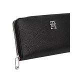 Tommy Hilfiger Emblem