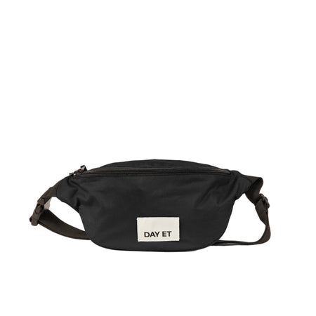 DAY ET Day Gweneth RE-S Bum