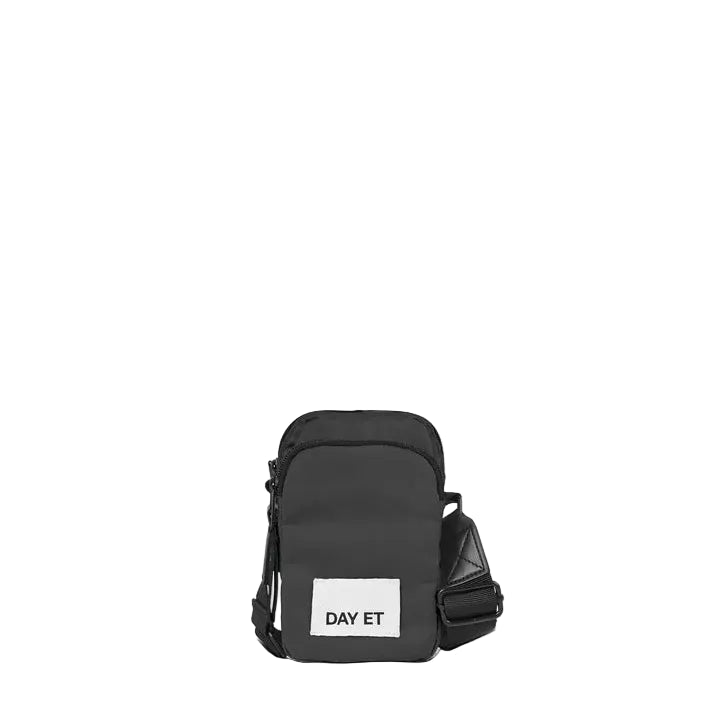 DAY ET Day Gweneth RE-S