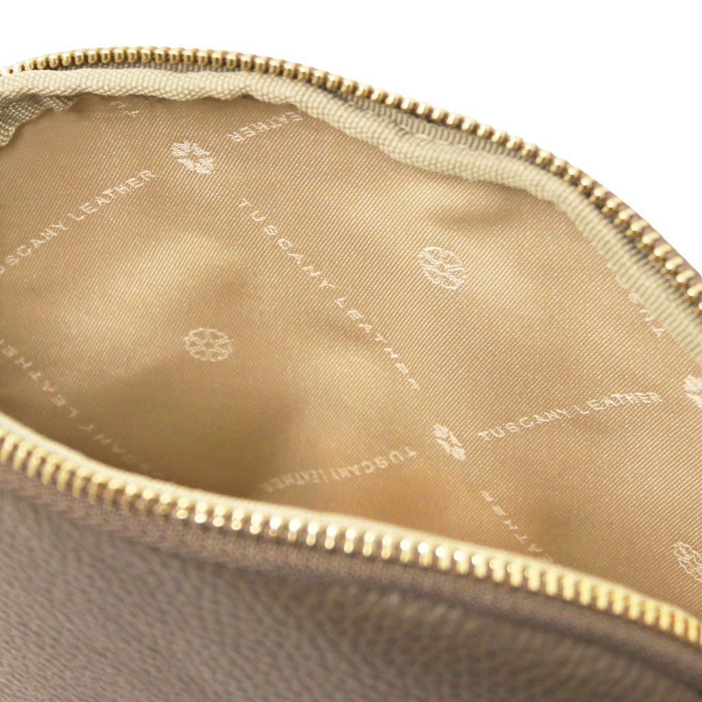 Mörk Taupe